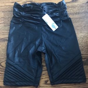 Carbon 38 biker short